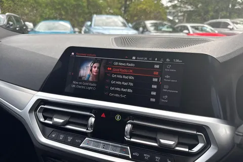 DF70KRD BMW 3 Series 2.0 320d MHT M Sport Auto Euro 6 (s/s) 4dr Thumbnail #26