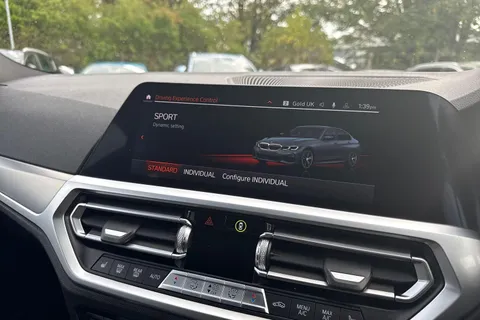 DF70KRD BMW 3 Series 2.0 320d MHT M Sport Auto Euro 6 (s/s) 4dr Thumbnail #29