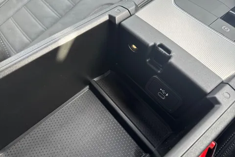 DF70KRD BMW 3 Series 2.0 320d MHT M Sport Auto Euro 6 (s/s) 4dr Thumbnail #51