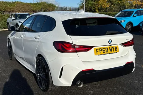 FP69MYB BMW 1 Series 1.5 118i M Sport Euro 6 (s/s) 5dr Thumbnail #8