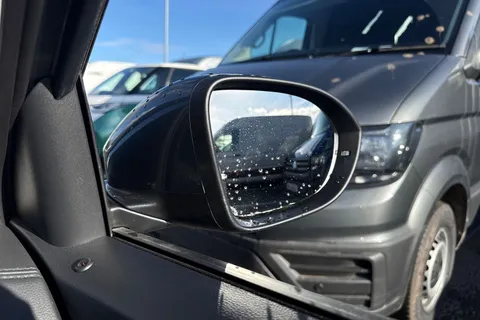  Volkswagen T-Roc 1.5 TSI Match Euro 6 (s/s) 5dr Thumbnail #38