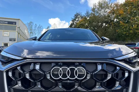  Audi Q5 2.0 TDI S line Sportback S Tronic quattro Euro 6 (s/s) 5dr Thumbnail #27