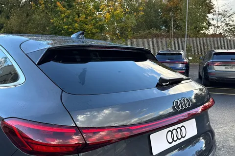  Audi Q5 2.0 TDI S line Sportback S Tronic quattro Euro 6 (s/s) 5dr Thumbnail #33