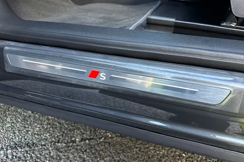  Audi Q5 2.0 TDI S line Sportback S Tronic quattro Euro 6 (s/s) 5dr Thumbnail #42