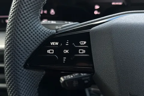  Audi Q5 2.0 TDI S line Sportback S Tronic quattro Euro 6 (s/s) 5dr Thumbnail #50