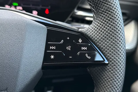  Audi Q5 2.0 TDI S line Sportback S Tronic quattro Euro 6 (s/s) 5dr Thumbnail #51