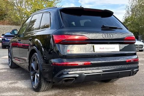 8 of 56 for AUDI Q7 55 TFSI Quattro Black Edition 5dr Tiptronic
