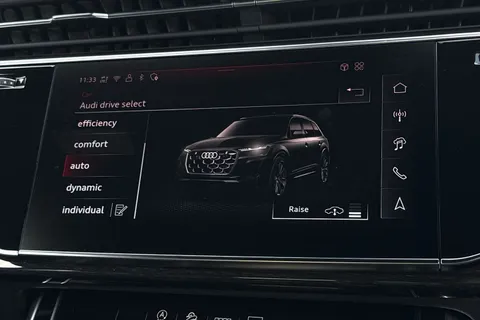 46 of 56 for AUDI Q7 55 TFSI Quattro Black Edition 5dr Tiptronic