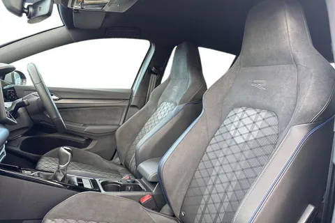 KP25ZSX Volkswagen Golf 1.5 TSI 150 R-Line 5dr **WINTER PACK, TECHNOLOGY PACK, AREA VIEW** Thumbnail #12