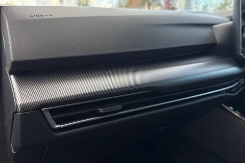 KP25ZSX Volkswagen Golf 1.5 TSI 150 R-Line 5dr **WINTER PACK, TECHNOLOGY PACK, AREA VIEW** Thumbnail #32