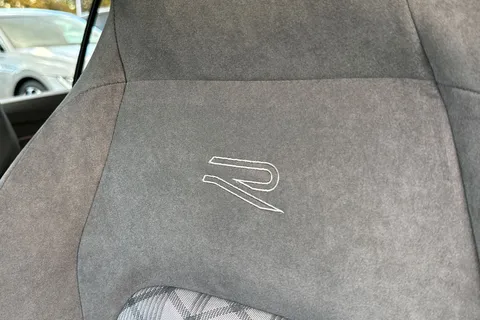 KP25ZSX Volkswagen Golf 1.5 TSI 150 R-Line 5dr **WINTER PACK, TECHNOLOGY PACK, AREA VIEW** Thumbnail #33