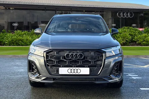  Audi Q7 3.0 TDI V6 Black Edition Tiptronic quattro Euro 6 (s/s) 5dr Thumbnail #6