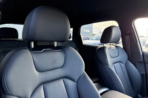  Audi Q7 3.0 TDI V6 Black Edition Tiptronic quattro Euro 6 (s/s) 5dr Thumbnail #24