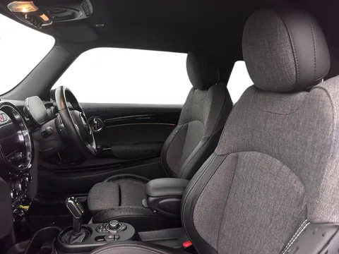 FG71UUW Mini Electric Hatch Cooper SE 32.6kWh Level 2 Auto 3dr Thumbnail #11