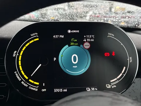 34 of 39 for MINI HATCHBACK 135kW Cooper S Level 2 33kWh 3dr Auto