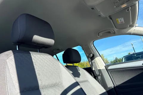 DU20RYF Volkswagen Tiguan 1.5 TSI EVO Match Euro 6 (s/s) 5dr Thumbnail #25