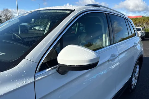 DU20RYF Volkswagen Tiguan 1.5 TSI EVO Match Euro 6 (s/s) 5dr Thumbnail #31