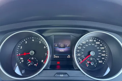 DU20RYF Volkswagen Tiguan 1.5 TSI EVO Match Euro 6 (s/s) 5dr Thumbnail #47