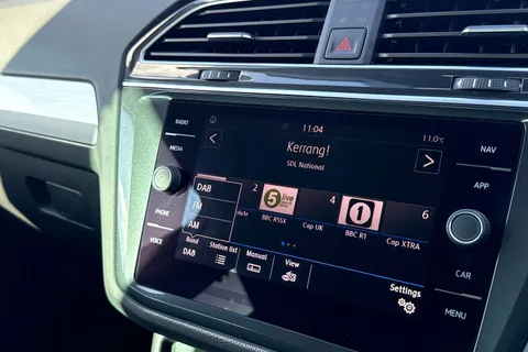 DU20RYF Volkswagen Tiguan 1.5 TSI EVO Match Euro 6 (s/s) 5dr Thumbnail #49