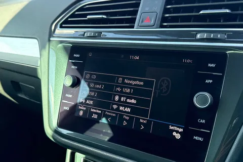 DU20RYF Volkswagen Tiguan 1.5 TSI EVO Match Euro 6 (s/s) 5dr Thumbnail #51