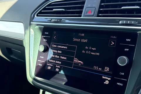 DU20RYF Volkswagen Tiguan 1.5 TSI EVO Match Euro 6 (s/s) 5dr Thumbnail #54