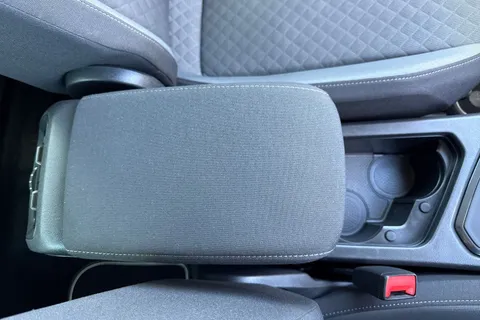 DU20RYF Volkswagen Tiguan 1.5 TSI EVO Match Euro 6 (s/s) 5dr Thumbnail #61