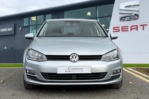 AF66SZL Volkswagen Golf 1.6 TDI BlueMotion Tech Match Edition Euro 6 (s/s) 5dr Thumbnail #5
