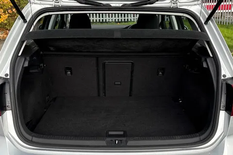 AF66SZL Volkswagen Golf 1.6 TDI BlueMotion Tech Match Edition Euro 6 (s/s) 5dr Thumbnail #6