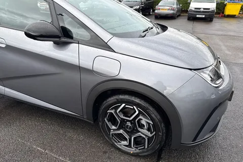 BYD Dolphin 60.48kWh Comfort Auto 5dr Thumbnail #37