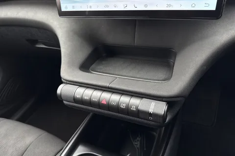 BYD Dolphin 60.48kWh Comfort Auto 5dr Thumbnail #56