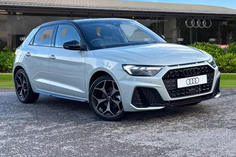  Audi A1 1.0 TFSI 30 Black Edition Sportback Euro 6 (s/s) 5dr Thumbnail #2