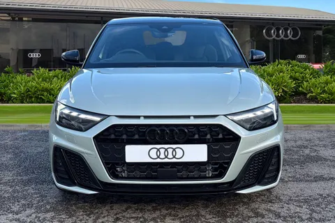  Audi A1 1.0 TFSI 30 Black Edition Sportback Euro 6 (s/s) 5dr Thumbnail #6