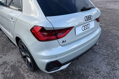  Audi A1 1.0 TFSI 30 Black Edition Sportback Euro 6 (s/s) 5dr Thumbnail #8