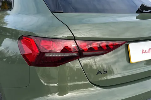 KR74WLK Audi A3 Black Edition 40 TFSI e  204 PS S tronic Thumbnail #8