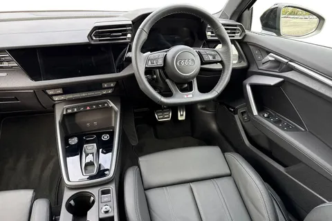 KR74WLK Audi A3 Black Edition 40 TFSI e  204 PS S tronic Thumbnail #18