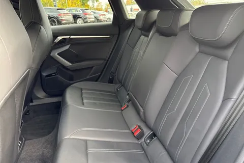 KR74WLK Audi A3 Black Edition 40 TFSI e  204 PS S tronic Thumbnail #19