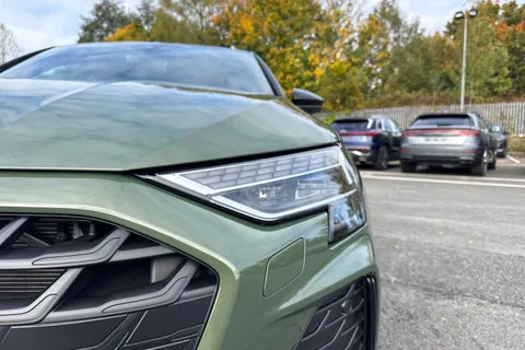 KR74WLK Audi A3 Black Edition 40 TFSI e  204 PS S tronic Thumbnail #25