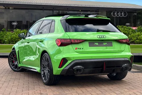  Audi RS 3 2.5 TFSI Carbon Vorsprung Sportback S Tronic quattro Euro 6 (s/s) 5dr Thumbnail #3