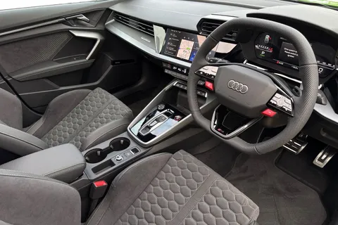  Audi RS 3 2.5 TFSI Carbon Vorsprung Sportback S Tronic quattro Euro 6 (s/s) 5dr Thumbnail #14