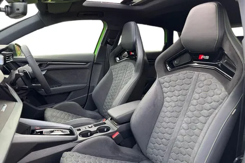  Audi RS 3 2.5 TFSI Carbon Vorsprung Sportback S Tronic quattro Euro 6 (s/s) 5dr Thumbnail #16