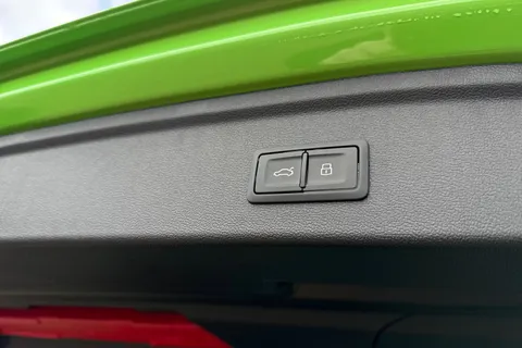  Audi RS 3 2.5 TFSI Carbon Vorsprung Sportback S Tronic quattro Euro 6 (s/s) 5dr Thumbnail #40