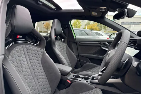  Audi RS 3 2.5 TFSI Carbon Vorsprung Sportback S Tronic quattro Euro 6 (s/s) 5dr Thumbnail #46