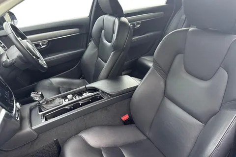 OU68KZD Volvo V90 2.0 T4 GPF Momentum Auto Euro 6 (s/s) 5dr Thumbnail #11