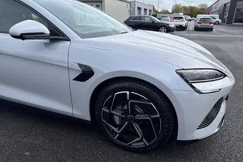  BYD SEAL 82.5kWh Design Auto 4dr Thumbnail #37