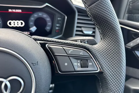  Audi A1 1.0 TFSI 30 S line Sportback 5dr Petrol Manual Euro 6 (s/s) (116 ps) Thumbnail #25