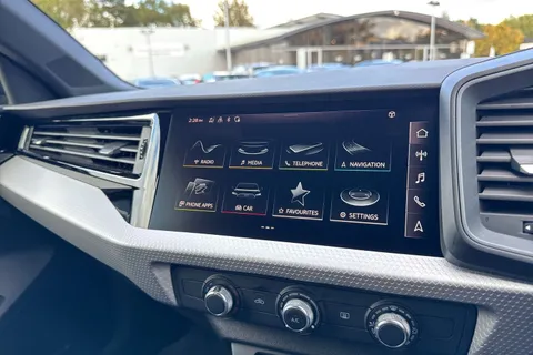  Audi A1 1.0 TFSI 30 S line Sportback 5dr Petrol Manual Euro 6 (s/s) (116 ps) Thumbnail #30