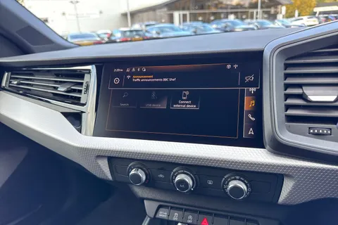  Audi A1 1.0 TFSI 30 S line Sportback 5dr Petrol Manual Euro 6 (s/s) (116 ps) Thumbnail #35