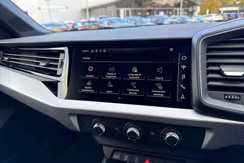  Audi A1 1.0 TFSI 30 S line Sportback 5dr Petrol Manual Euro 6 (s/s) (116 ps) Thumbnail #44