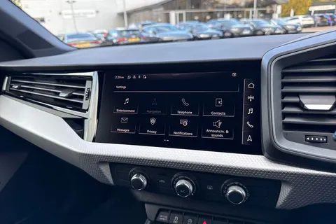  Audi A1 1.0 TFSI 30 S line Sportback 5dr Petrol Manual Euro 6 (s/s) (116 ps) Thumbnail #45