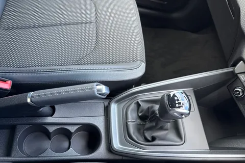  Audi A1 1.0 TFSI 30 S line Sportback 5dr Petrol Manual Euro 6 (s/s) (116 ps) Thumbnail #47